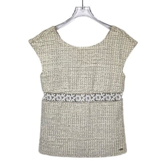 015585 Chanel logo buckle beige tweed Chanel style vest size 36